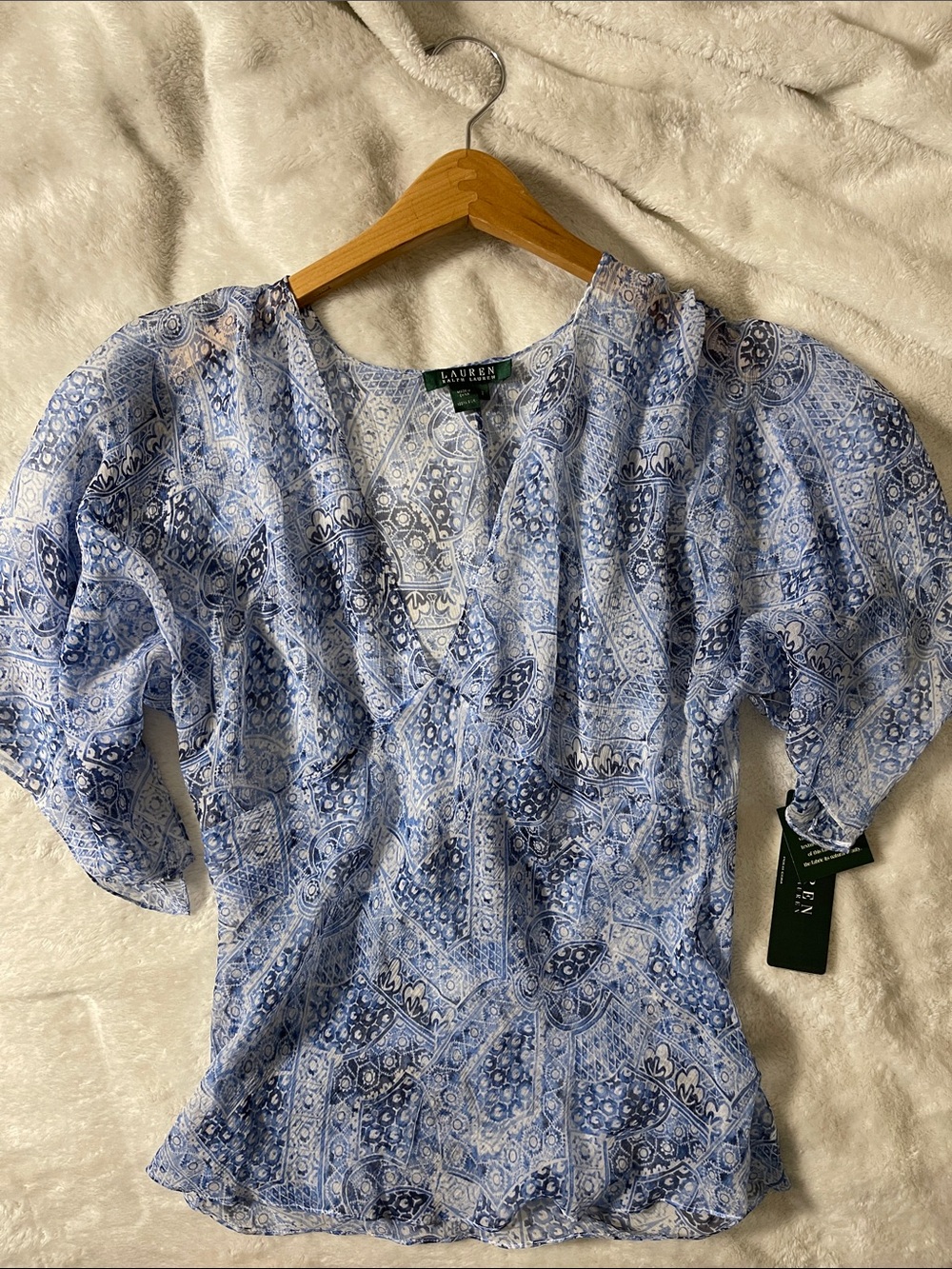 Lauren Ralph Lauren Blue and White Printed V-Neck Blouse